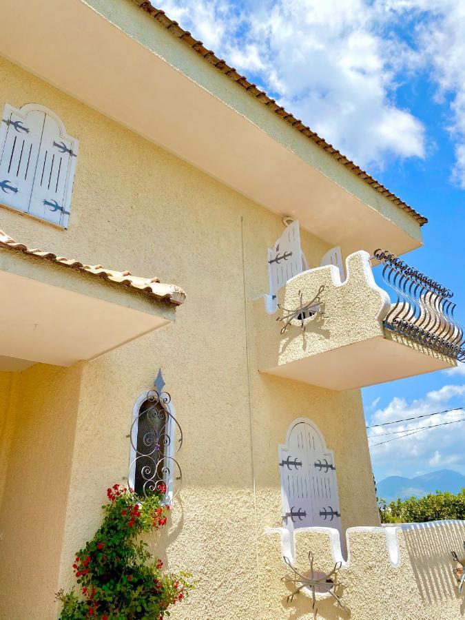 Sperlonga Paradise Suites 500M Dal Mare In Estate Servizio Navetta Per Sperlonga Centro Exterior photo